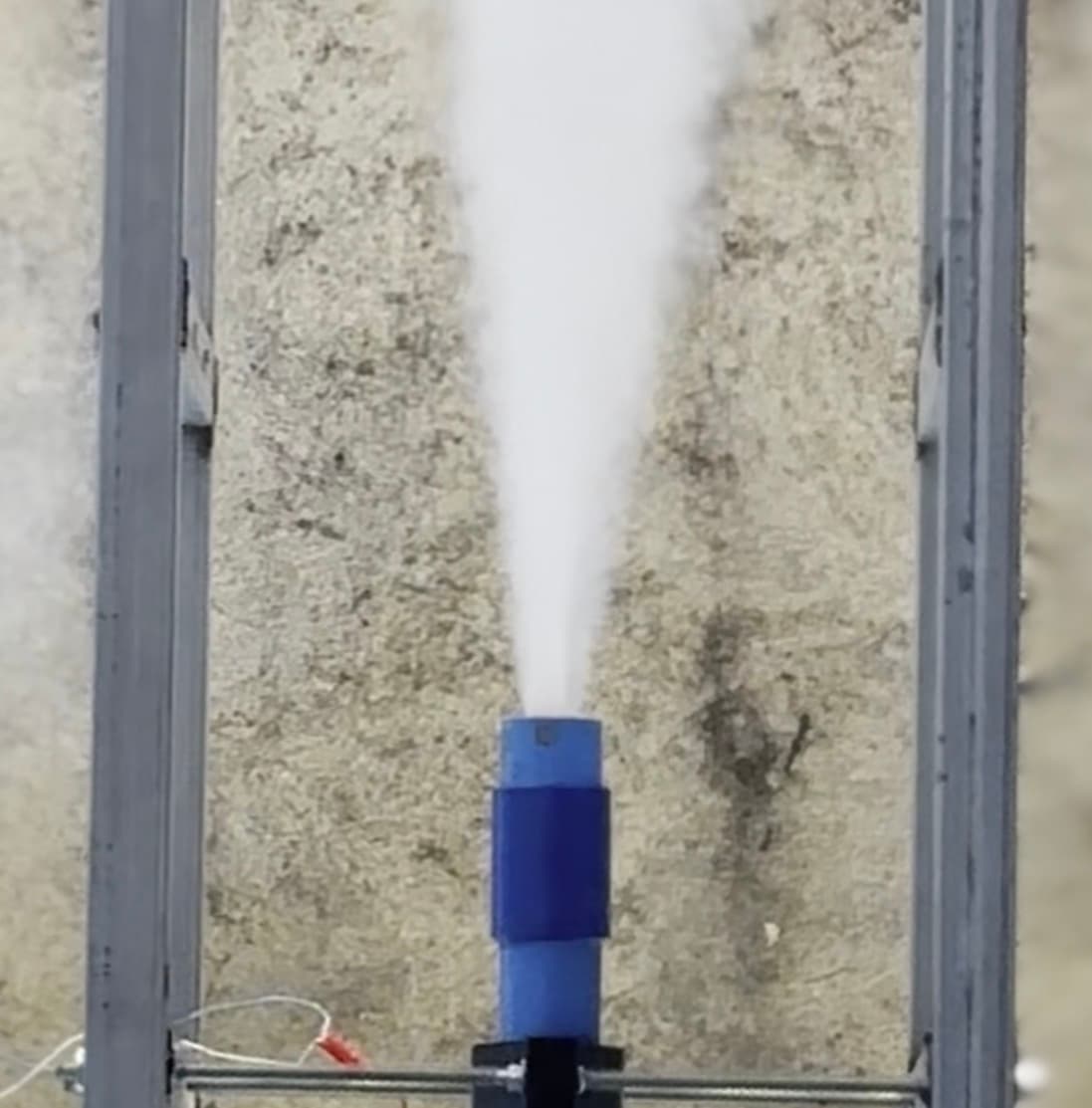 SRM (Solid Rocket Motor) static fire test — Raphael Murillo's workshop, 2024-11-09